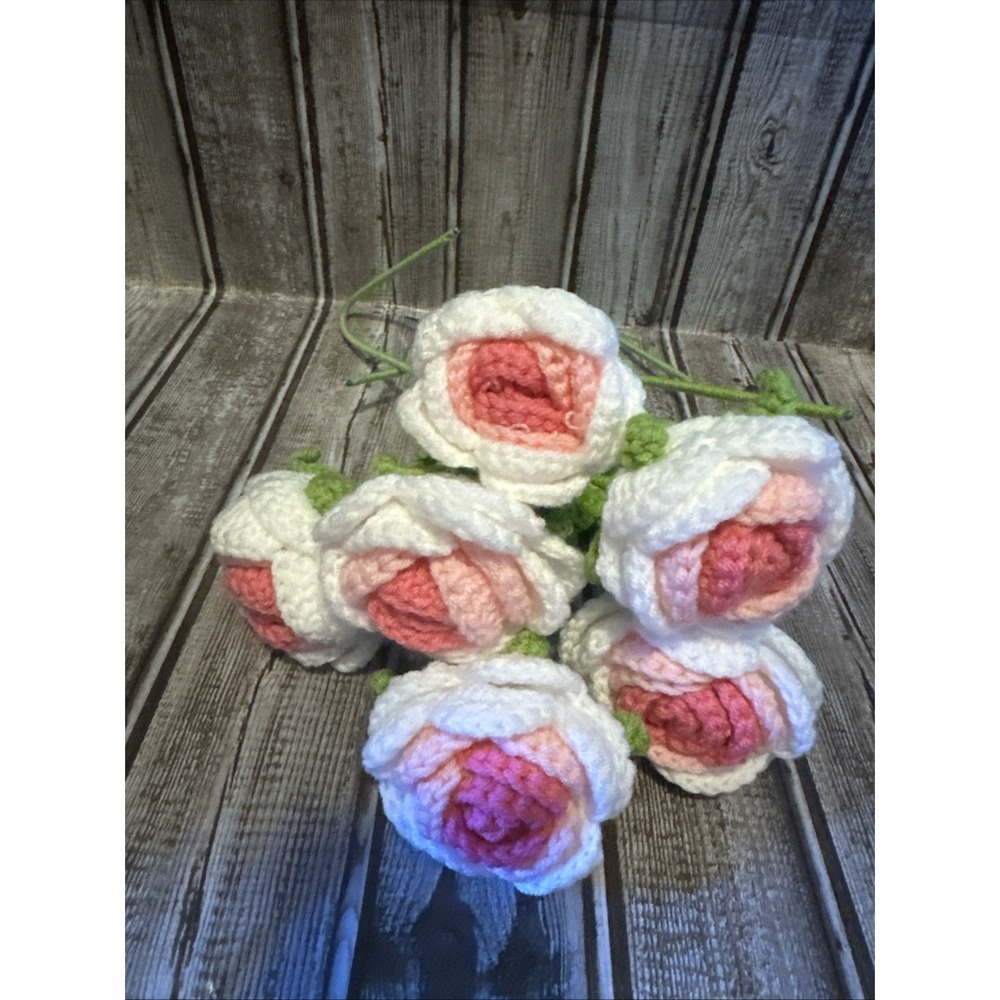 Crocheted Pink And White Roses. 6 Long Stem Roses With Gift Bag.